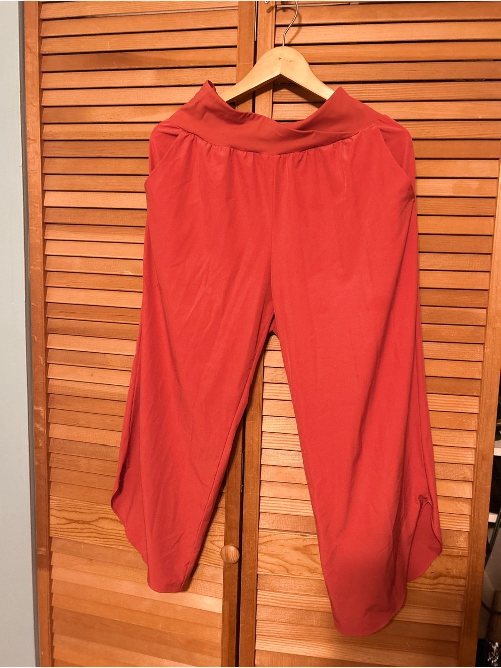 HALARA High Waisted Crossover Quick Dry Resort Pants with Pockets